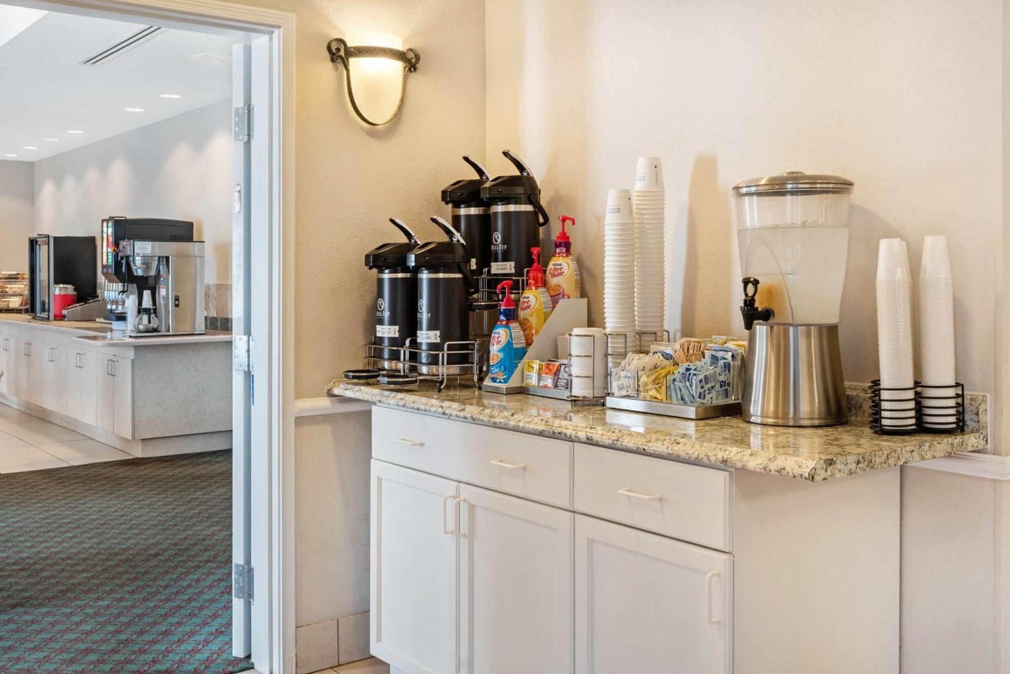 La Quinta Inn And Suites Fort Myers I-75 Dış mekan fotoğraf
