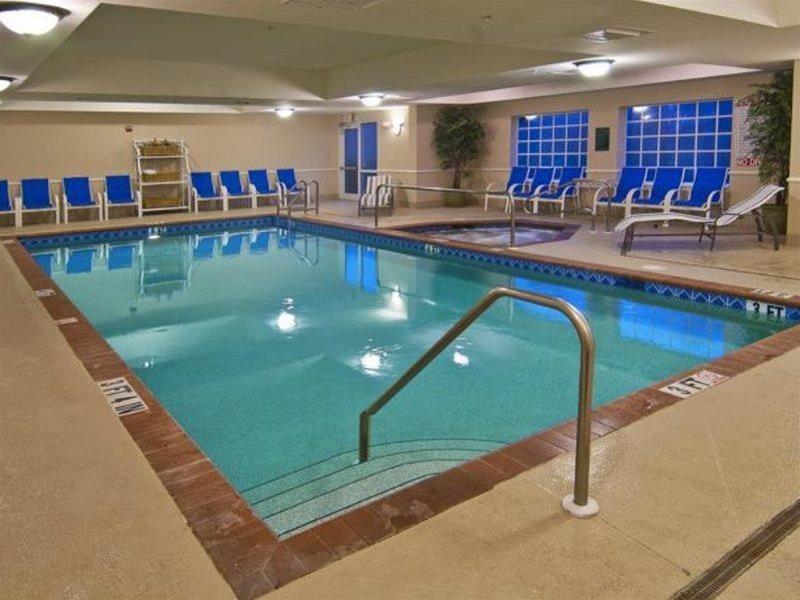 La Quinta Inn And Suites Fort Myers I-75 Dış mekan fotoğraf